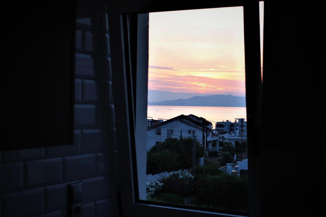 Sea View Apartment 15 Min From Athens Airport Néa Mákri Zewnętrze zdjęcie