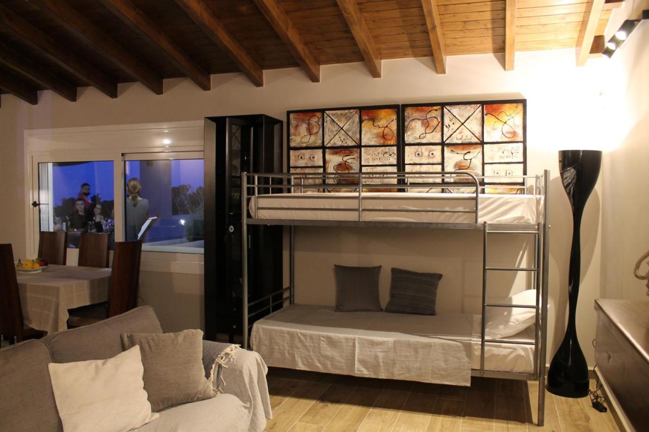 Sea View Apartment 15 Min From Athens Airport Néa Mákri Zewnętrze zdjęcie