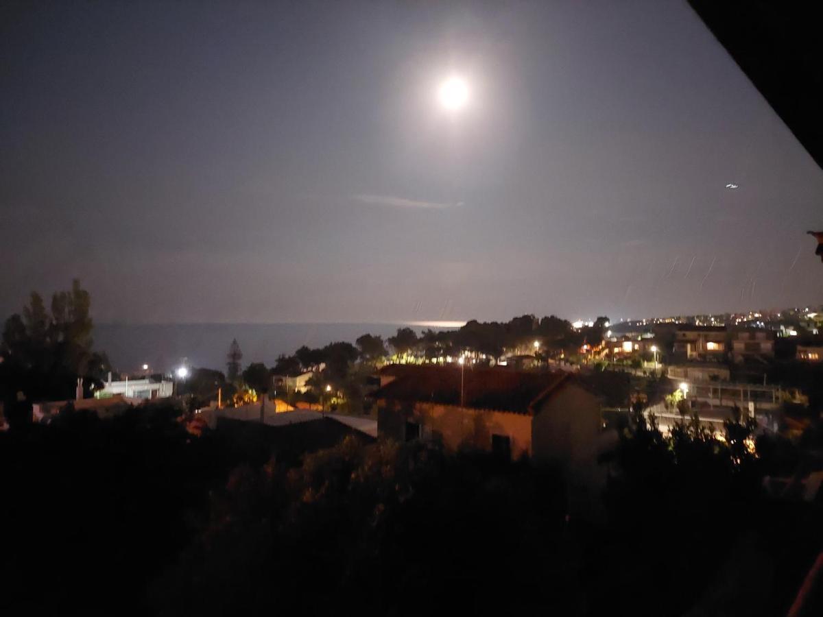 Sea View Apartment 15 Min From Athens Airport Néa Mákri Zewnętrze zdjęcie